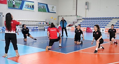 Milliler şampiyon olmak istiyor