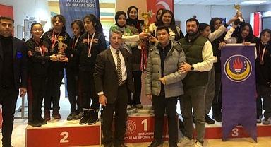 Şampiyon İbrahim Hakkı Fen Lisesi