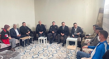 Yaralı askere kaymakam ziyareti
