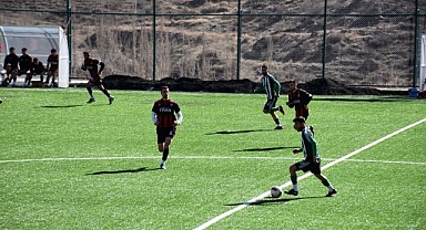 Amatörlerde bir Erzurum vakası!