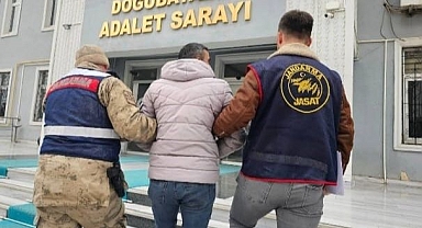 Aranan 3 firari yakalandı