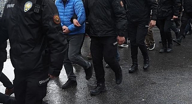 Aranan 49 şüpheliden 7'si tutuklandı