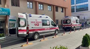 Baba ve oğluna tır çarptı!