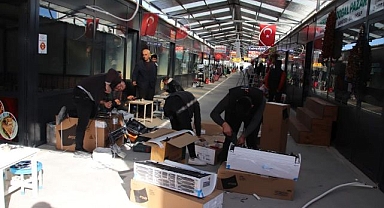 Bakan Ersoy esnafın isteğini geri çevirmedi