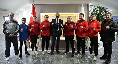 Başarılı sporcular ödüllendirildi