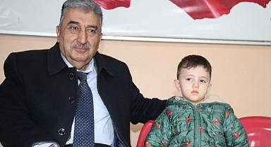 Dede ve torununun maç keyfi!