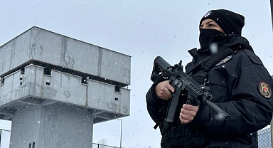 Emniyet kadın polislere emanet