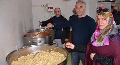 Erzurum'da camide iftar