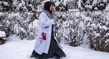 Erzurum'da kar altında