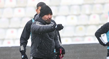 Hakan hoca ilk peşinde