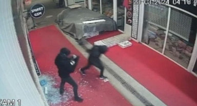 Hırsızlık saati bu kadar da olmaz dedirtti  
