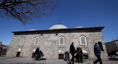 Hutbede orucun önemi anlatılacak