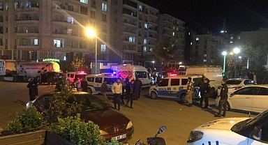 İki grup arasında bıçaklı kavga