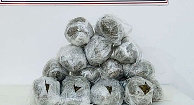 Jandarma zehir tacirlerine nefes aldırmadı!