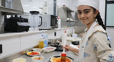 Minik ustalar iş başında