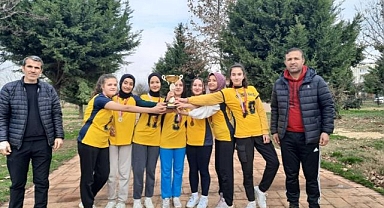 Öğrenciler kendi rekorunu kırdı