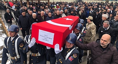 Pilot üsteğmen Erzurum'da son yolculuğuna uğurlandı