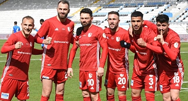Play Off'a 7 adım kala