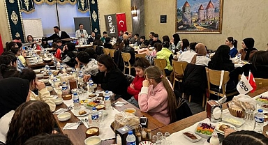 Sevgi evi çocuklarına iftar
