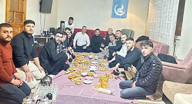 Yurdagül sahurda gençlere konuk oldu