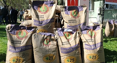 150 çiftçiye 100 ton tohum dağıtıldı