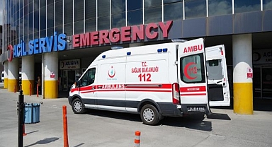 2 ayrı kazada 7 kişi yaralandı