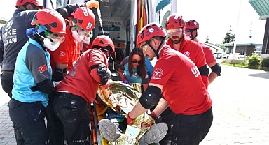 48 UMKE personeline 'arama kurtarma' eğitimi