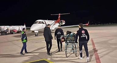 Ambulans uçak kalp hastası kadın için havalandı