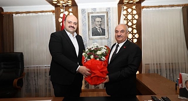 Başkan Akpunar, görevi Orhan’dan devraldı     