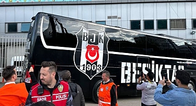 Beşiktaş kafilesi, Kadıköy'de