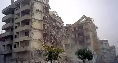 Büyük acının üzerinden 21 yıl geçti