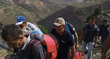 Dağda düşen kadının imdadına yetiştiler