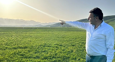 Dağlar toz bulutu içinde kayboldu