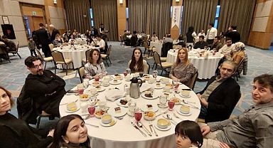 Diş hekimleri iftar yemeğinde buluştu