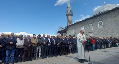 Erzurum'da gıyabi cenaze namazı