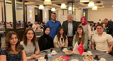 Erzurum'da Tıp öğrencileri ile buluştu