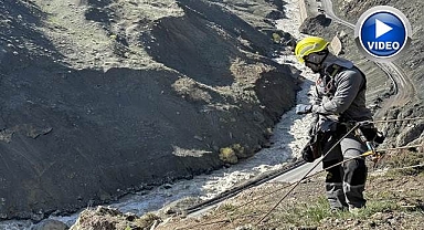 Heyelan sonrası dağcılar devrede