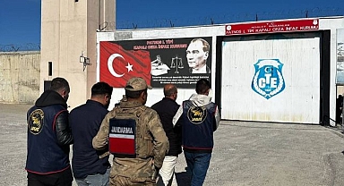 Jandarma, firarilere nefes aldırmadı