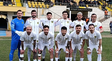 Komşu 'Karaköprü'yü geçemedi