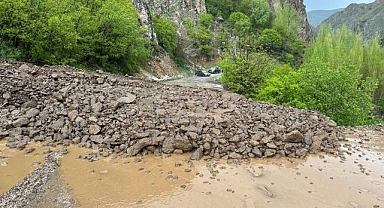 Sağanak yağış o ili vurdu