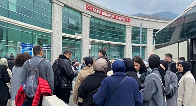 Sınır Kapısından 183 bin yolcu giriş-çıkış yaptı