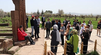 Tarihi mekanları gezdiler