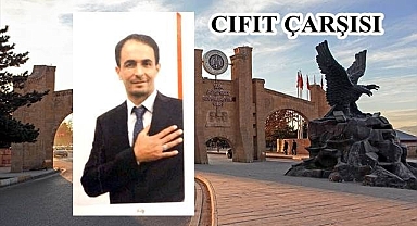 Üniversite muhtarını seçti..