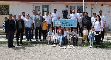 Üniversiteli gençlerden takdirlik hareket!