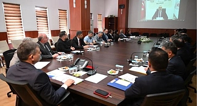 Vali Çiftçi'den Bakan Işıkhan’a brifing