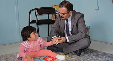 Kaymakam otizmli çocuklarla bir araya geldi