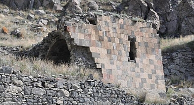 150 yıllık 'Gürcü Kilisesi' talan oldu