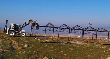 GÖLGELİK, HAYVAN YATAK YERİ VE SIVAT YAPIM İŞİ