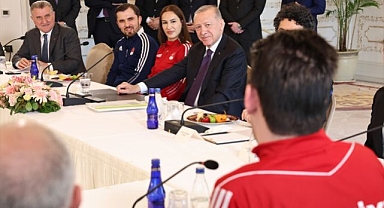 19 Mayıs için bestelenen marş ilk kez okundu