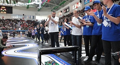Ağrı'nın Zirvesinde Teknoloji Yarışması